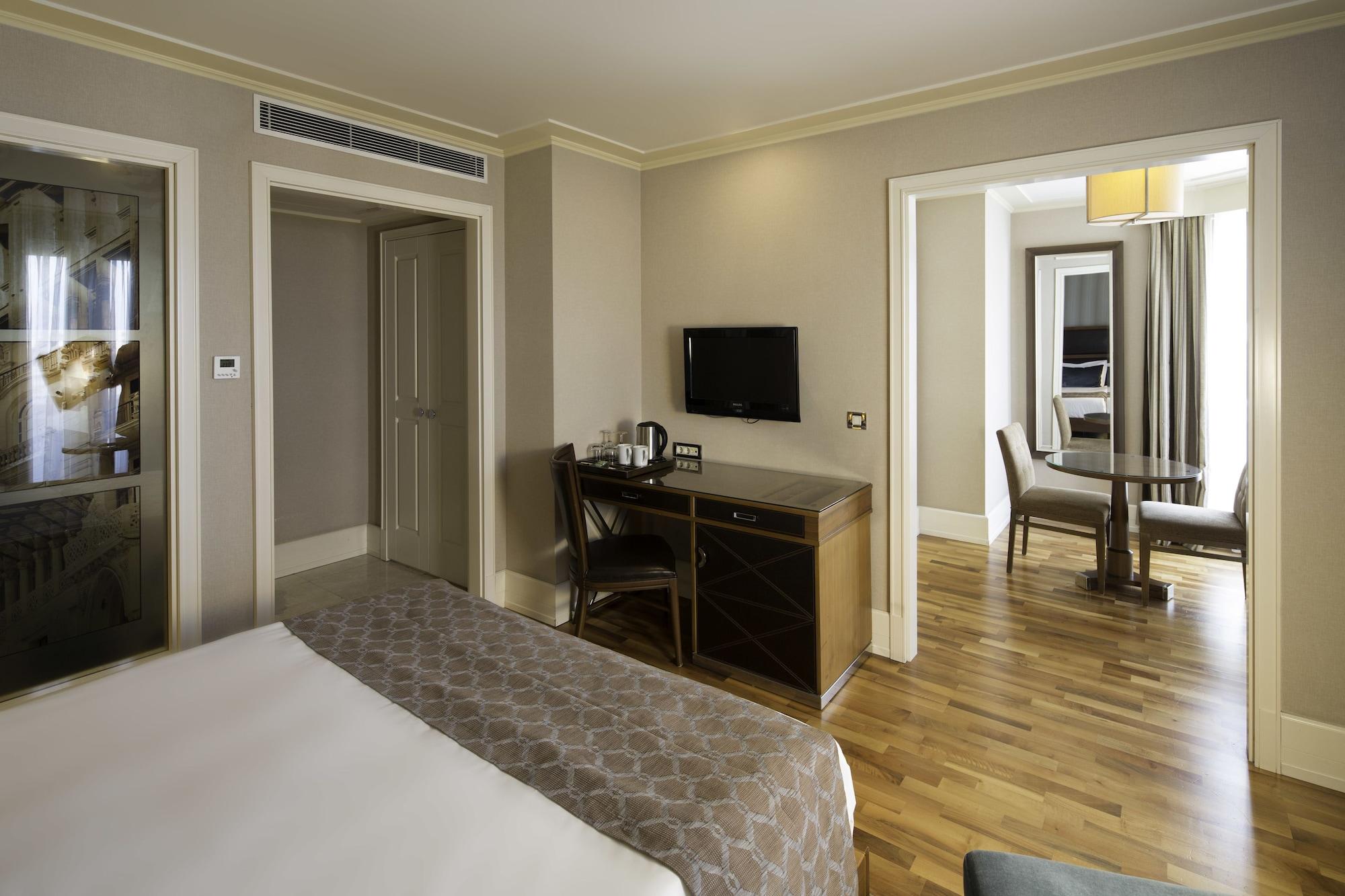 Hotel Titanic Taksim Istanboel